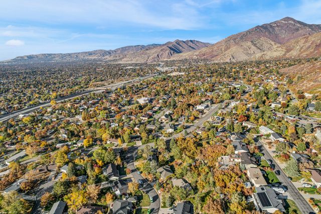 3325 E FORTUNA DR, Salt Lake City, UT 84124