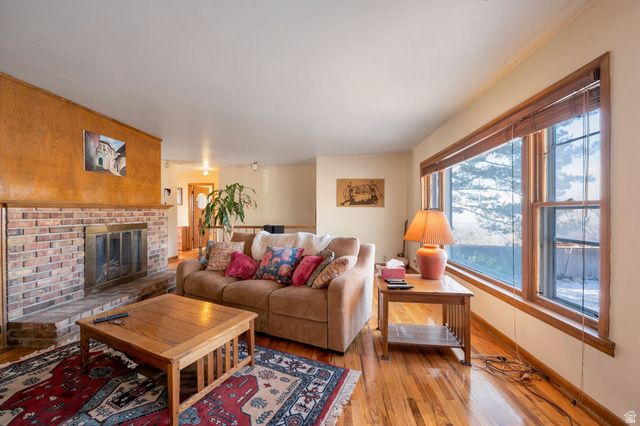 3325 E FORTUNA DR, Salt Lake City, UT 84124