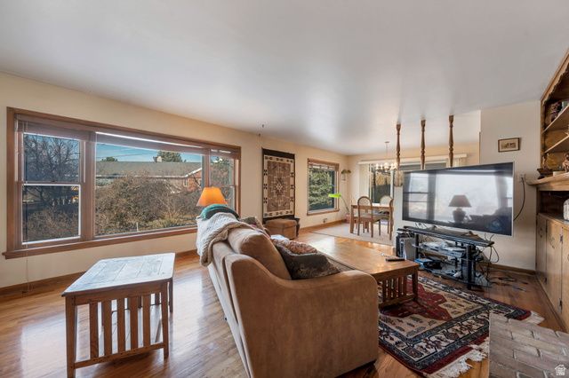 3325 E FORTUNA DR, Salt Lake City, UT 84124