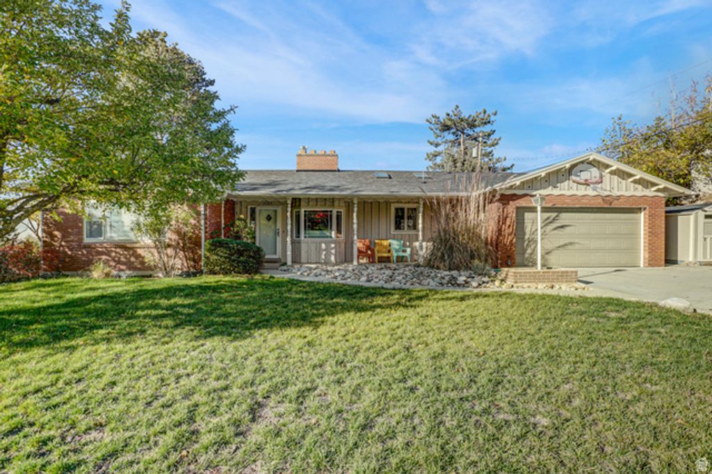 3325 E FORTUNA DR, Salt Lake City, UT 84124