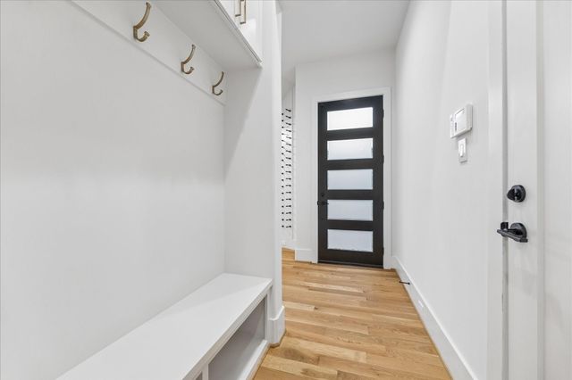 236 Birdsall Street, Houston, TX 77007