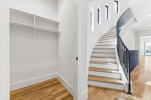 236 Birdsall Street, Houston, TX 77007