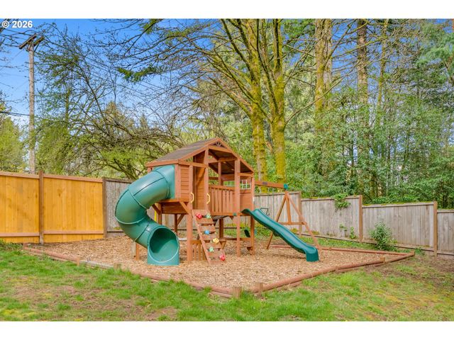5805 Sw TAYLOR St, Portland, OR 97221