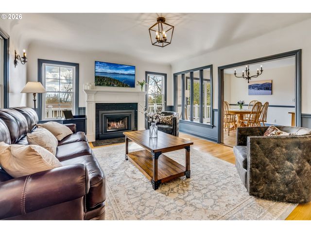 5805 Sw TAYLOR St, Portland, OR 97221