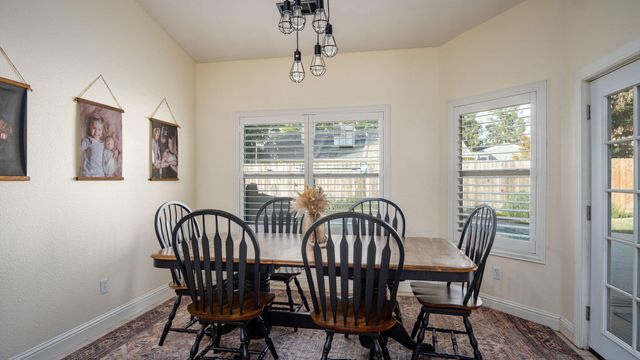 4610 W Grove Avenue, Visalia, CA 93291