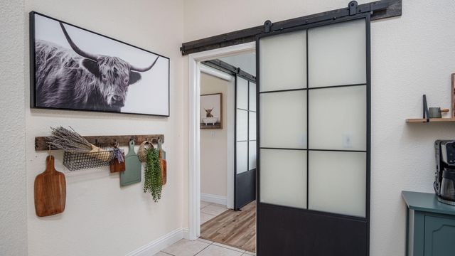 4610 W Grove Avenue, Visalia, CA 93291