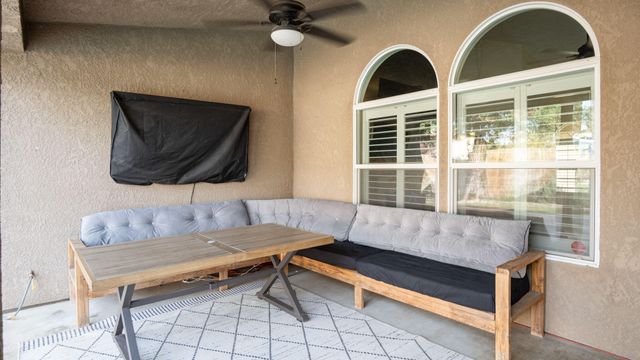 4610 W Grove Avenue, Visalia, CA 93291