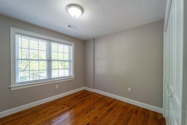 31 Scenic Dr, Worcester, MA 01602