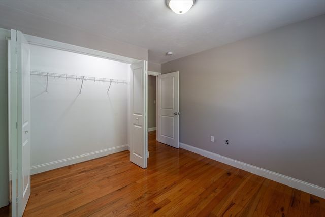 31 Scenic Dr, Worcester, MA 01602