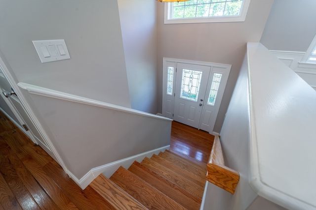 31 Scenic Dr, Worcester, MA 01602