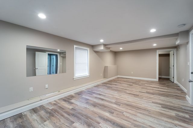 31 Scenic Dr, Worcester, MA 01602