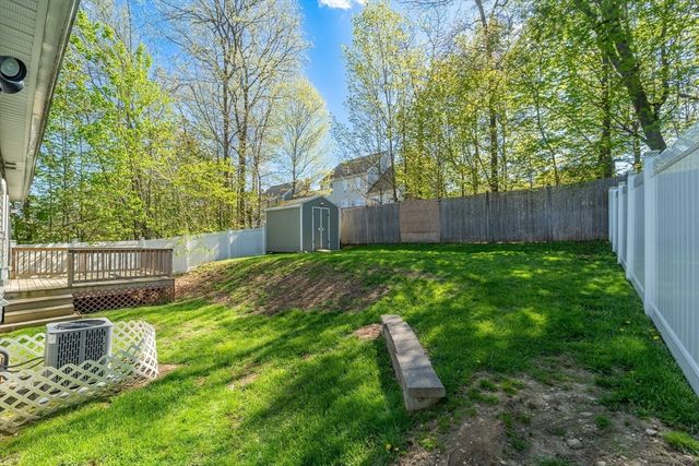 31 Scenic Dr, Worcester, MA 01602