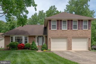 4607 TAPESTRY DR, Fairfax, VA 22032