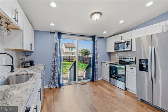 4704 CHARLESTON, Baltimore, MD 21225