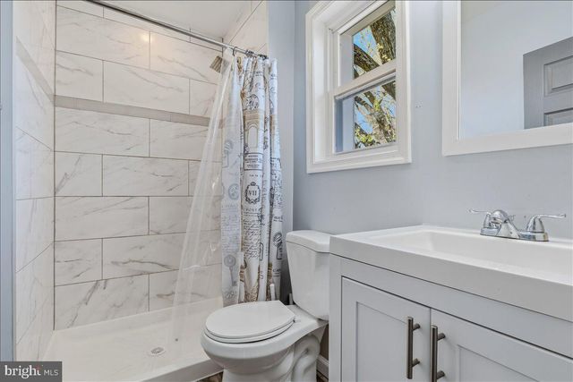 4704 CHARLESTON, Baltimore, MD 21225