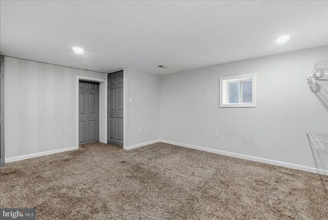 4704 CHARLESTON, Baltimore, MD 21225