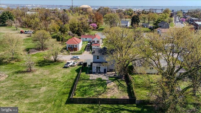 4704 CHARLESTON, Baltimore, MD 21225