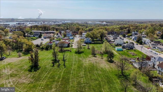 4704 CHARLESTON, Baltimore, MD 21225