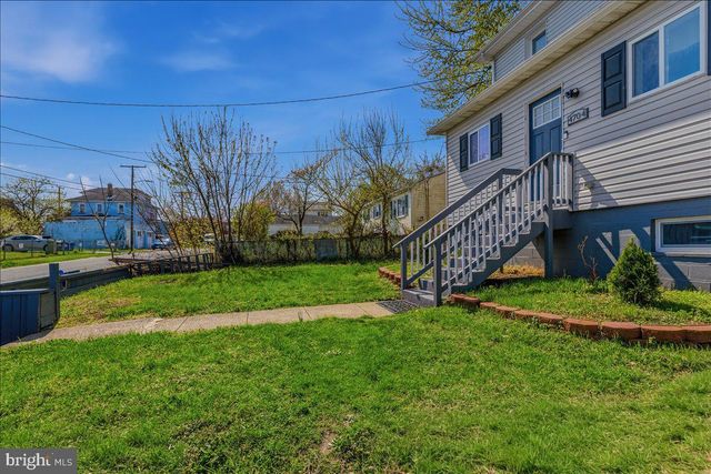4704 CHARLESTON, Baltimore, MD 21225