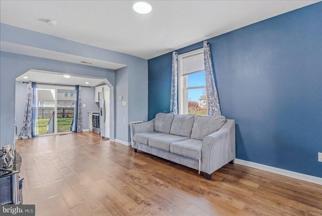 4704 CHARLESTON, Baltimore, MD 21225