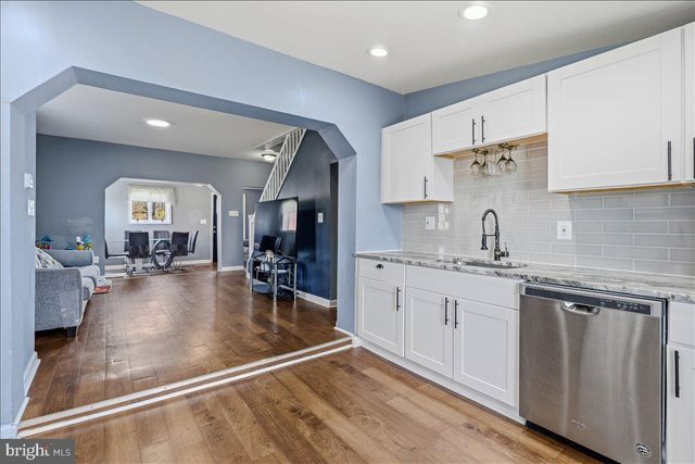 4704 CHARLESTON, Baltimore, MD 21225