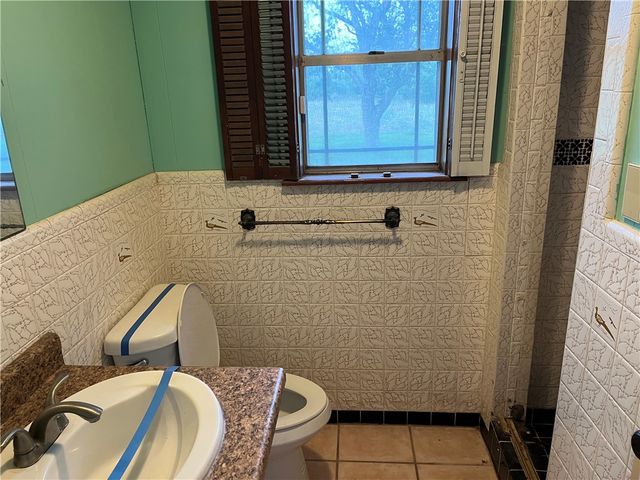785 S County Road 305, Orange Grove, TX 78372