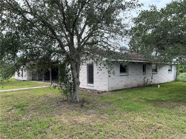 785 S County Road 305, Orange Grove, TX 78372