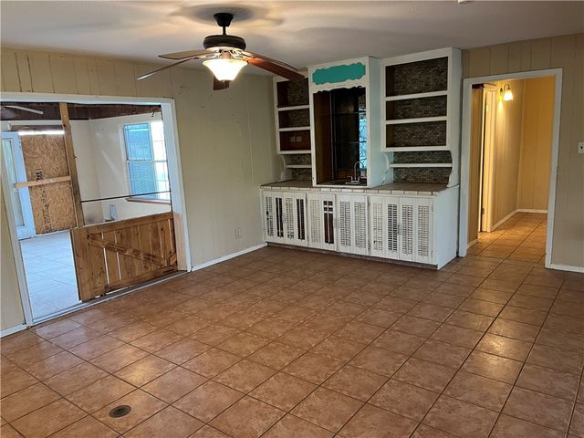 785 S County Road 305, Orange Grove, TX 78372