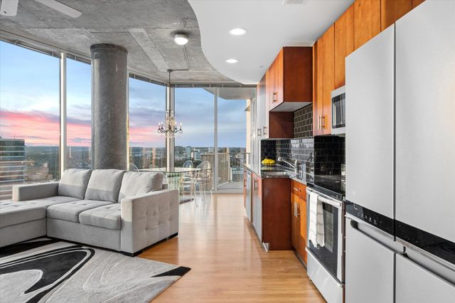 360 Nueces ST 3910, Austin, TX 78701