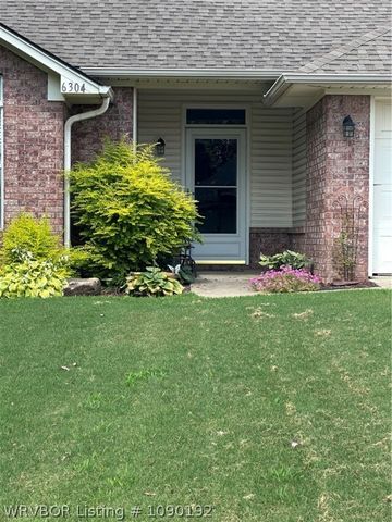 6304 Parkfront Drive, Fort Smith, AR 72916