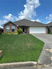 6304 Parkfront Drive, Fort Smith, AR 72916