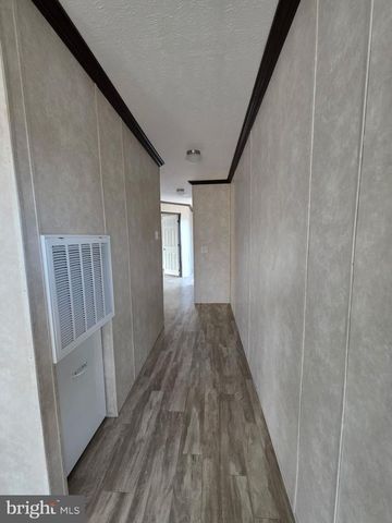 20 SOUTH KENNY DRIVE, Ridgeley, WV 26753