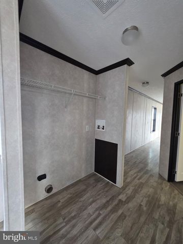 20 SOUTH KENNY DRIVE, Ridgeley, WV 26753