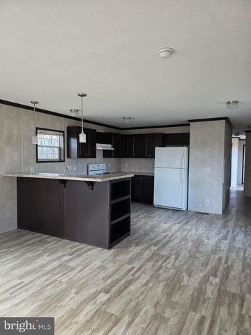 20 SOUTH KENNY DRIVE, Ridgeley, WV 26753