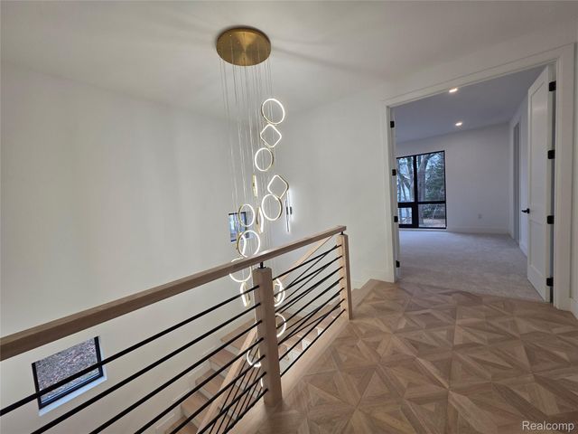 1833 N Washington Avenue, Royal Oak, MI 48073