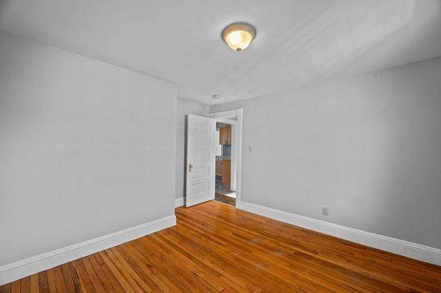 13 Giles Ave 2, Beverly, MA 01915