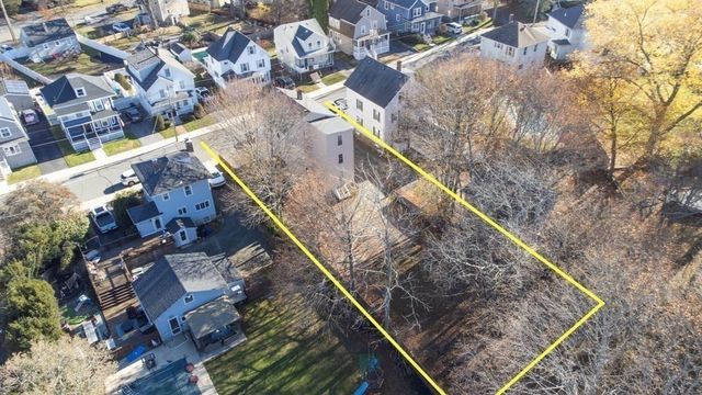 13 Giles Ave 2, Beverly, MA 01915