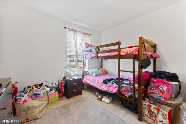 1418 HUDGINS FARM CIR, Fredericksburg, VA 22408