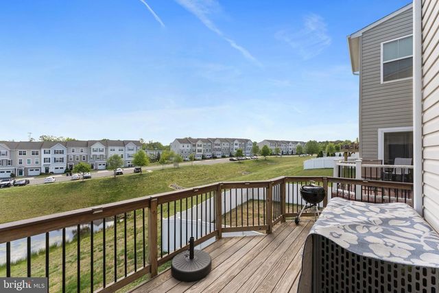 1418 HUDGINS FARM CIR, Fredericksburg, VA 22408