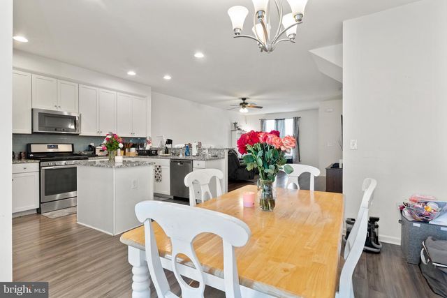 1418 HUDGINS FARM CIR, Fredericksburg, VA 22408