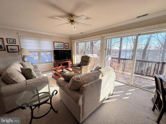 80 NE ISLE DR, North East, MD 21901