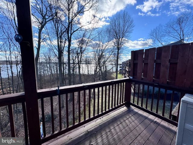 80 NE ISLE DR, North East, MD 21901