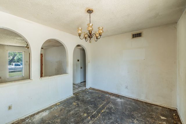 1605 Whiteoak Drive, Garland, TX 75040