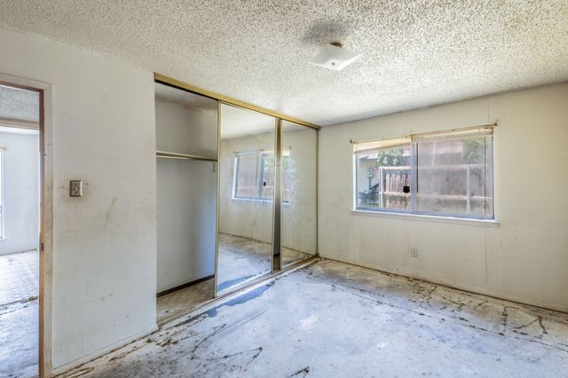 1605 Whiteoak Drive, Garland, TX 75040