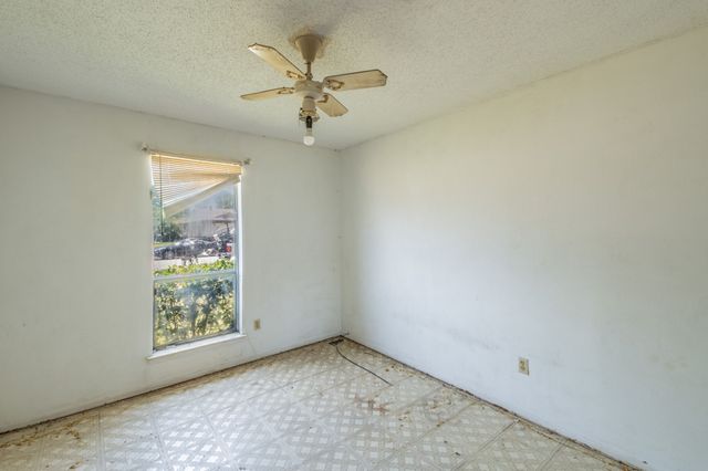 1605 Whiteoak Drive, Garland, TX 75040
