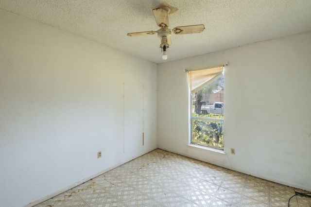 1605 Whiteoak Drive, Garland, TX 75040