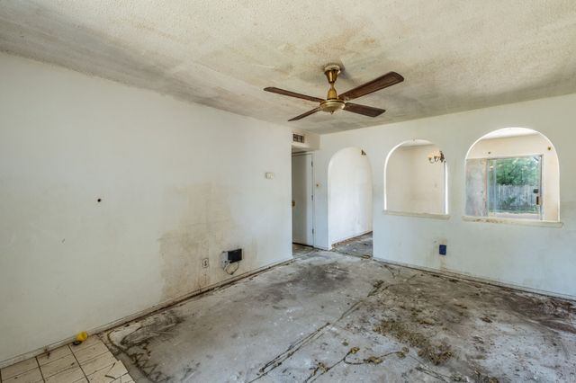 1605 Whiteoak Drive, Garland, TX 75040