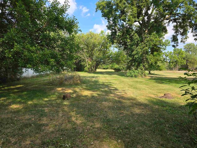 1271 S Dye Road, Flint, MI 48532