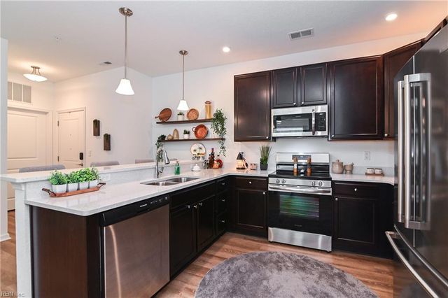 1501 Waitsel Dr Unit 106, Chesapeake, VA 23320