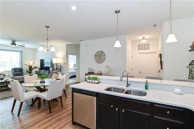 1501 Waitsel Dr Unit 106, Chesapeake, VA 23320